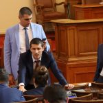 Парламент държавен бюджет Мирослав Иванов Андрей Гюров