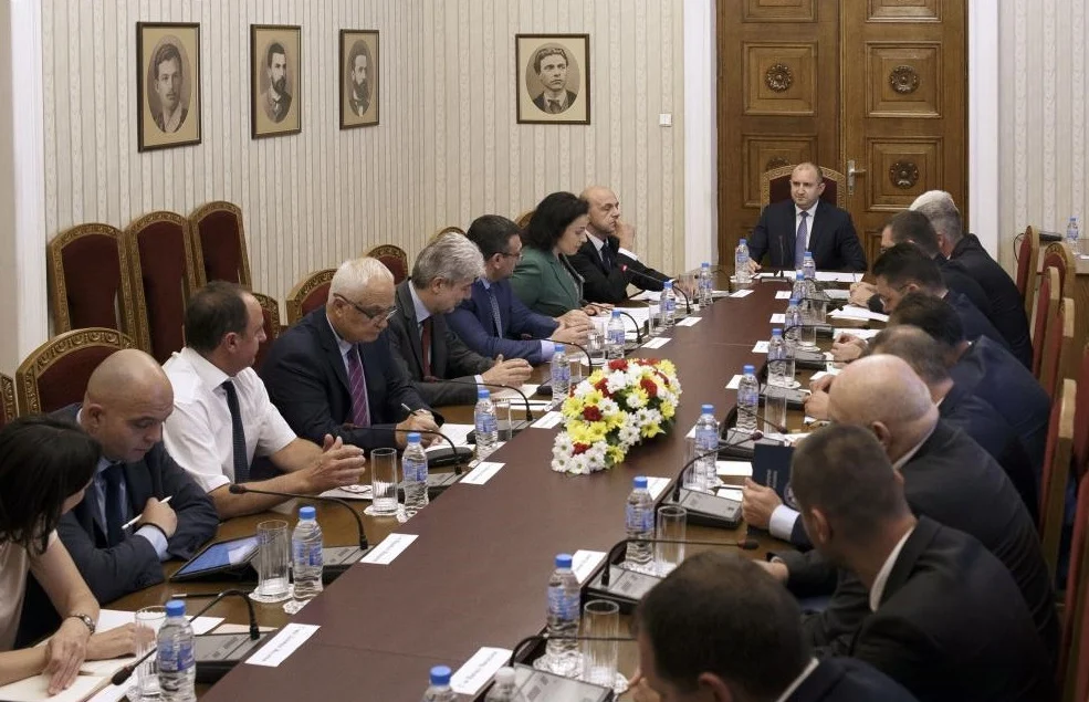 Среща за африканската чума по свинете при Румен Радев