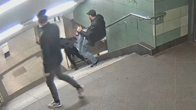 берлин метро светослав стойков