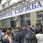 За да ги настрижат с най-различни такси