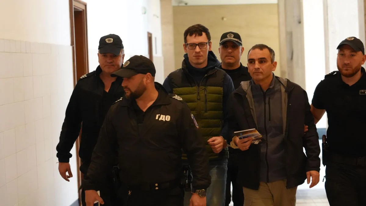 Двама украинци, обвинени за шпионаж, остават в ареста, заяви Николай Найденов