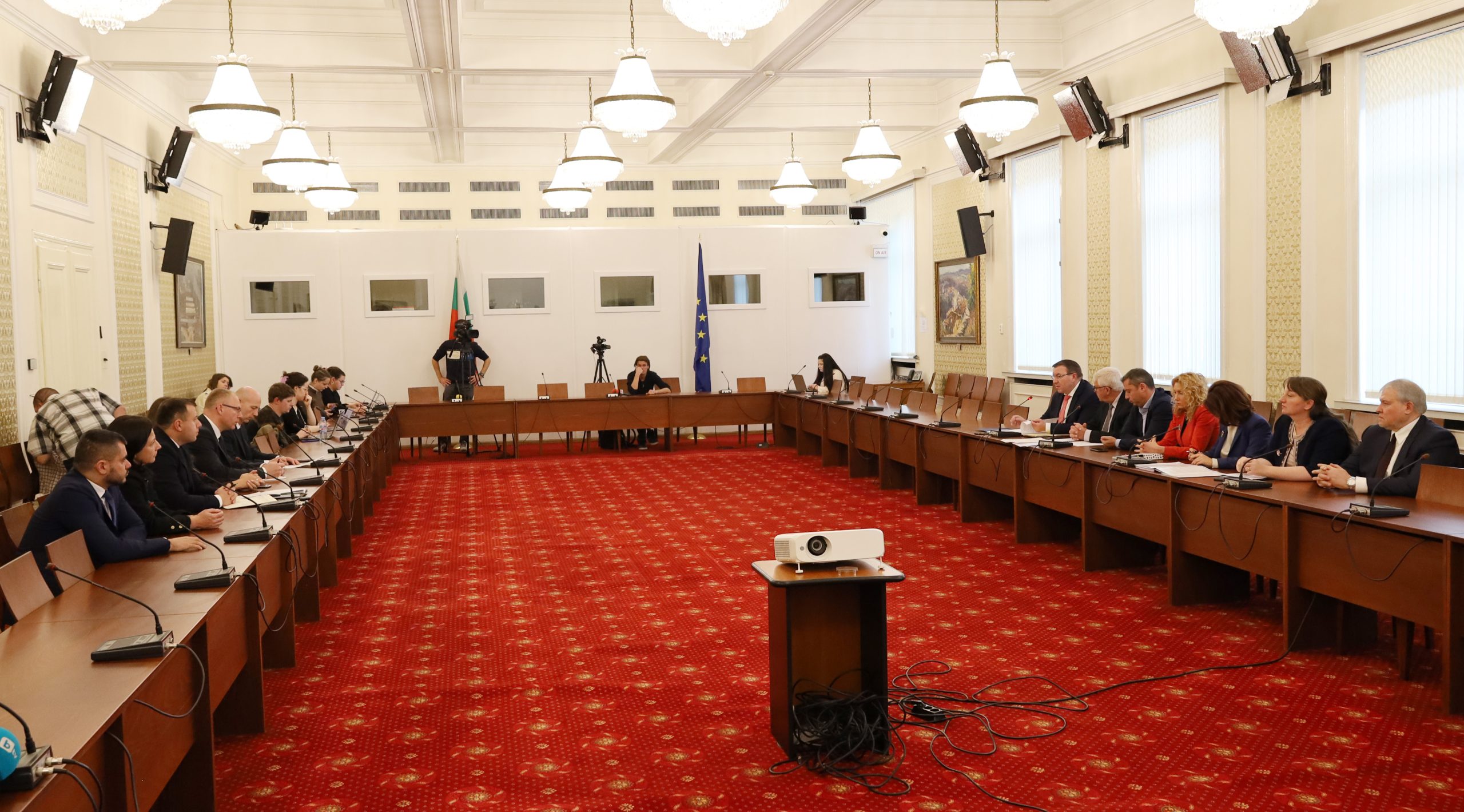 Среща Парламент ГЕРБ и Възраждане