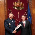 Министърът на отбраната Николай Ненчев се срещна с Върховния командващ на Съюзното командване по операциите на НАТО генерал Филип Брийдлав на 12 ноември.
