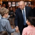 Румен Радев се среща с българи в Берлин