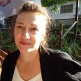 Стела Николова