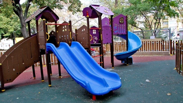 В Пловдив ще борят запоите и хулиганщината край площадките за игра с промени в Наредба