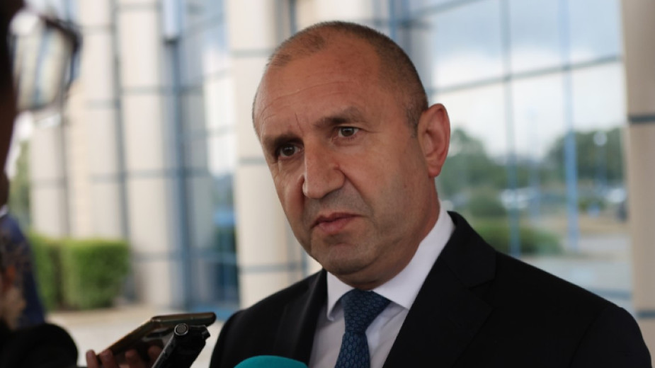 Румен Радев