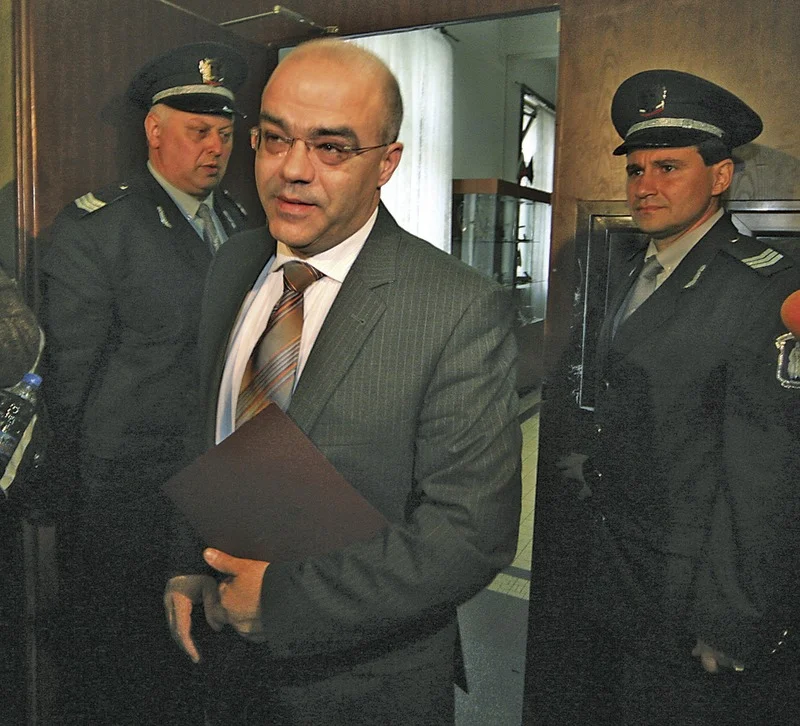Купувачи на гласове масово плащат сватби и кръщенета