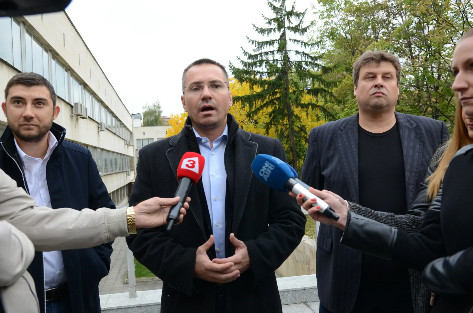Ангел Джамбазки прави тест за наркотици