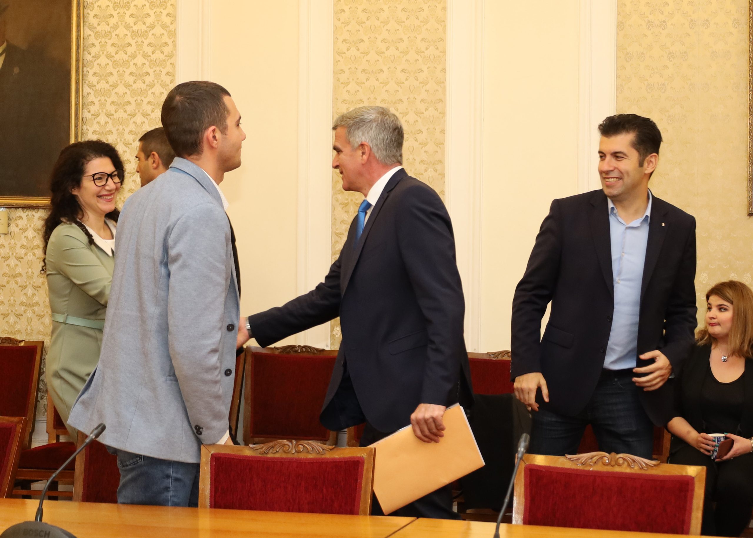 Парламент среща ПП и Български възход Кирил Петков Стефан Янев
