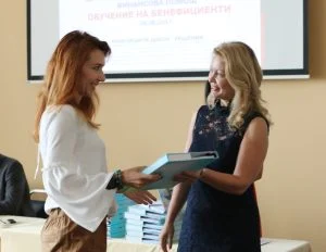Ивелина Пенева - директор на ГЛАВНА ДИРЕКЦИЯ „ЕВРОПЕЙСКИ ФОНДОВЕ ЗА КОНКУРЕНТОСПОСОБНОСТ“  МИНИСТЕРСТВО НА ИКОНОМИКАТА