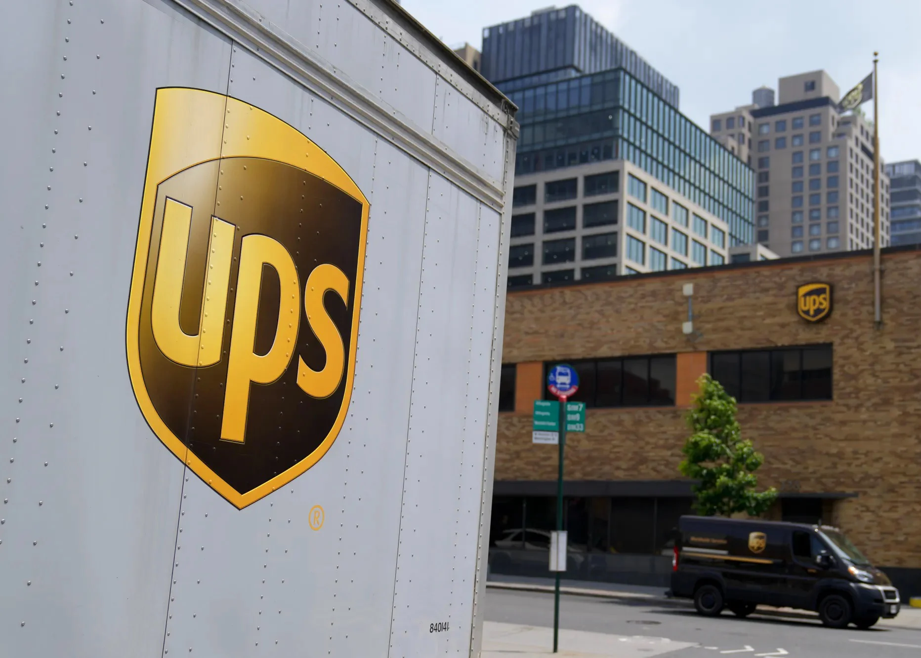 UPS продава Coyote Logistics на RXO за 1 млрд. долара