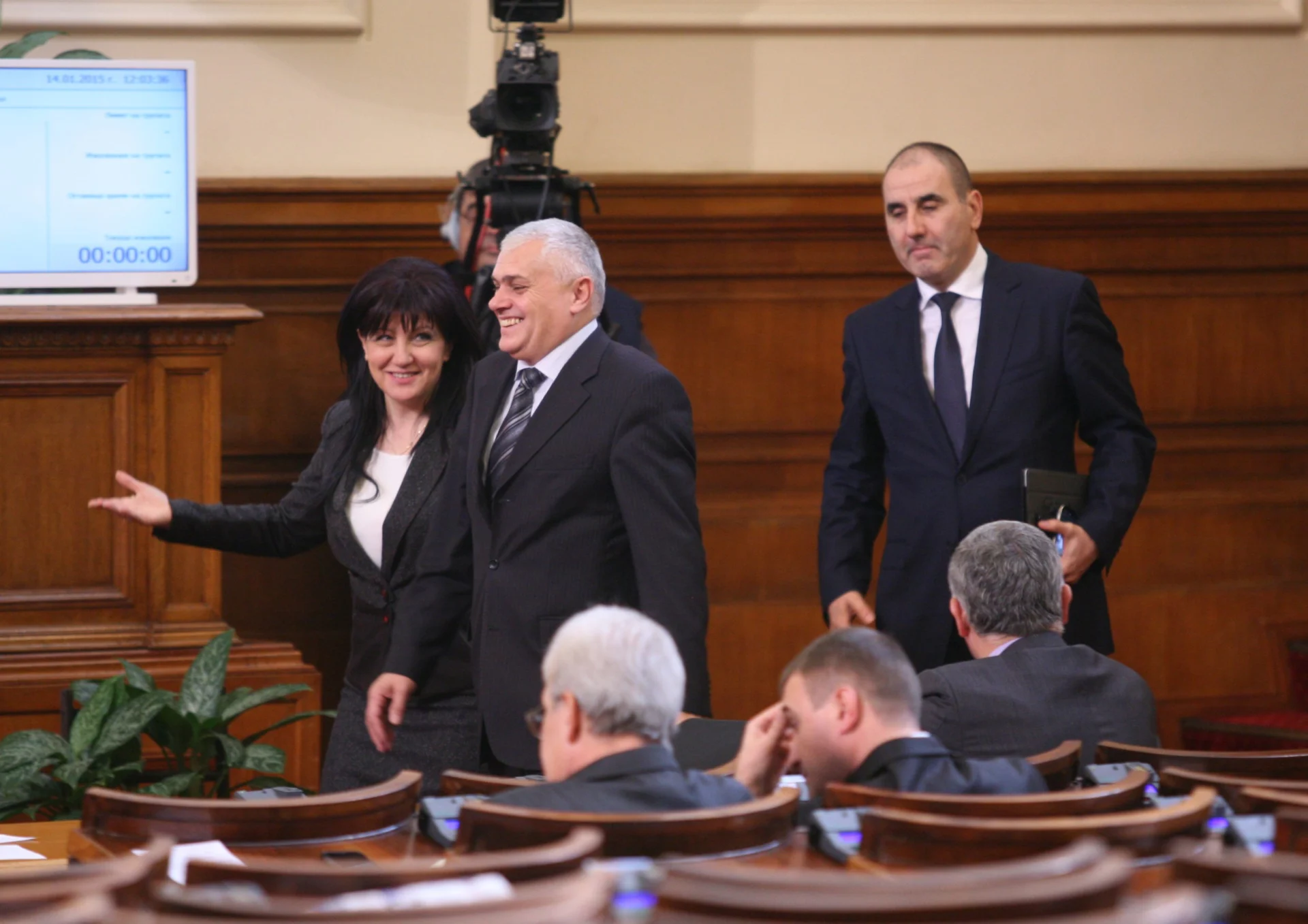 Парламент Цвета Караянчева - ГЕРБ Валентин Радев - ГЕРБ Цветан Цветанов - ГЕРБ