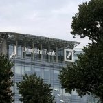 Руските съдии продължават дазапорират активи на западни банки и размерът им вече е 700 млн. евро