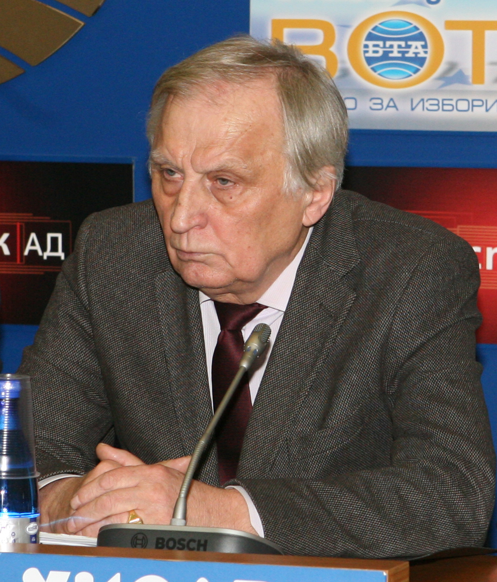 Пресконференция на дружествата за допълнително пенсионно осигуряване по повод изявлението на министъра на финансите Владислав Горанов след проведеното днес в МТСП заседание ДДПО Никола Абаджиев