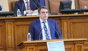 Парламент Асен Василев