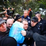 БОЕЦ проведе протест пред сградата на МВР под наслов "Боклук за боклука"