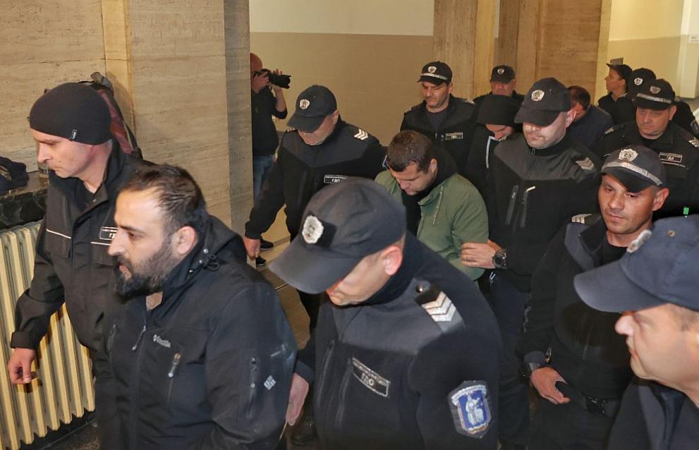 атентат