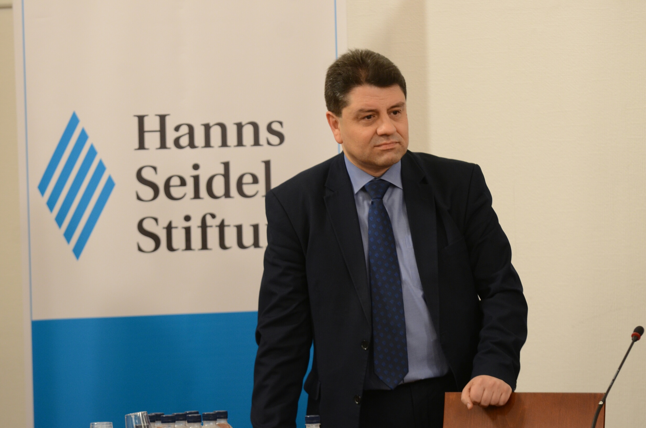 Парламент