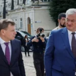 Германският външен министър Йохан Вадефул (вляво) и украинският му колега Андрий Сибига