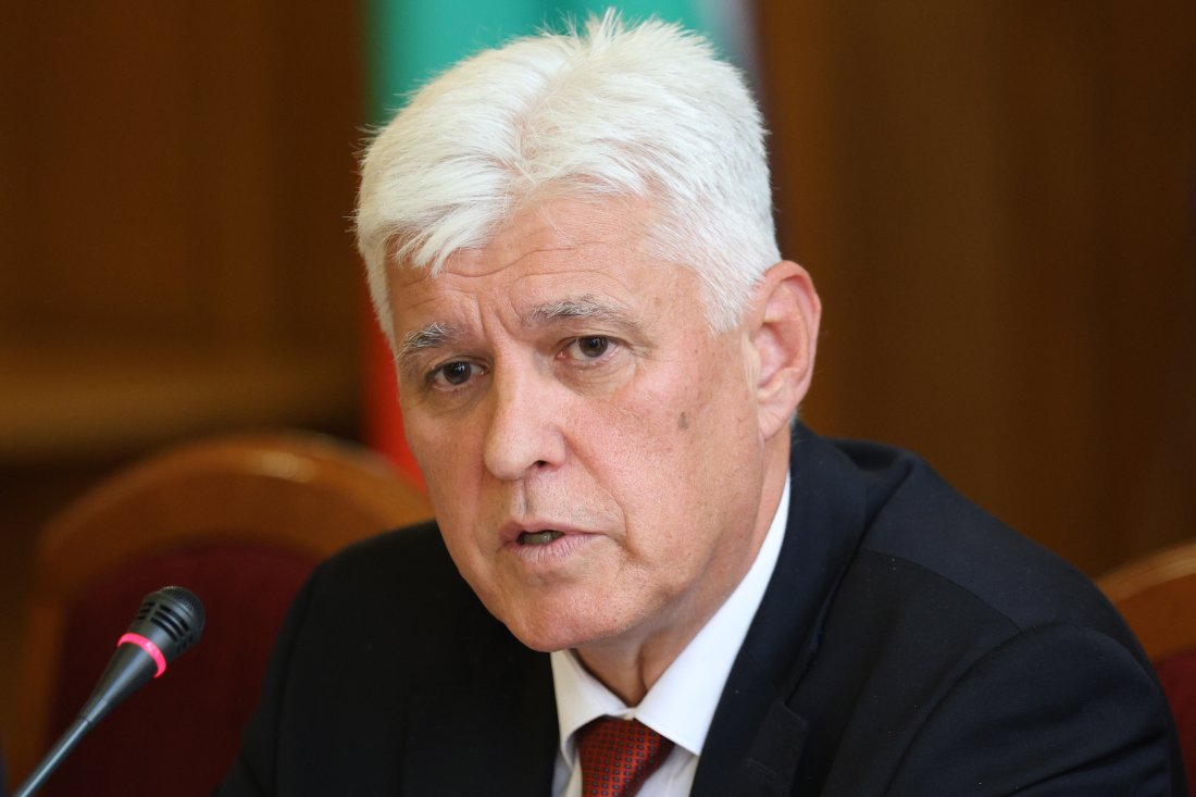 Правителството решава за придобиването на нови ракети и участие в проект срещу дронове, заяви Димитър Стоянов