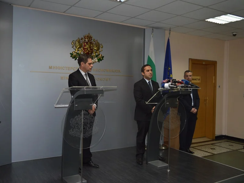 Емил Караниколов