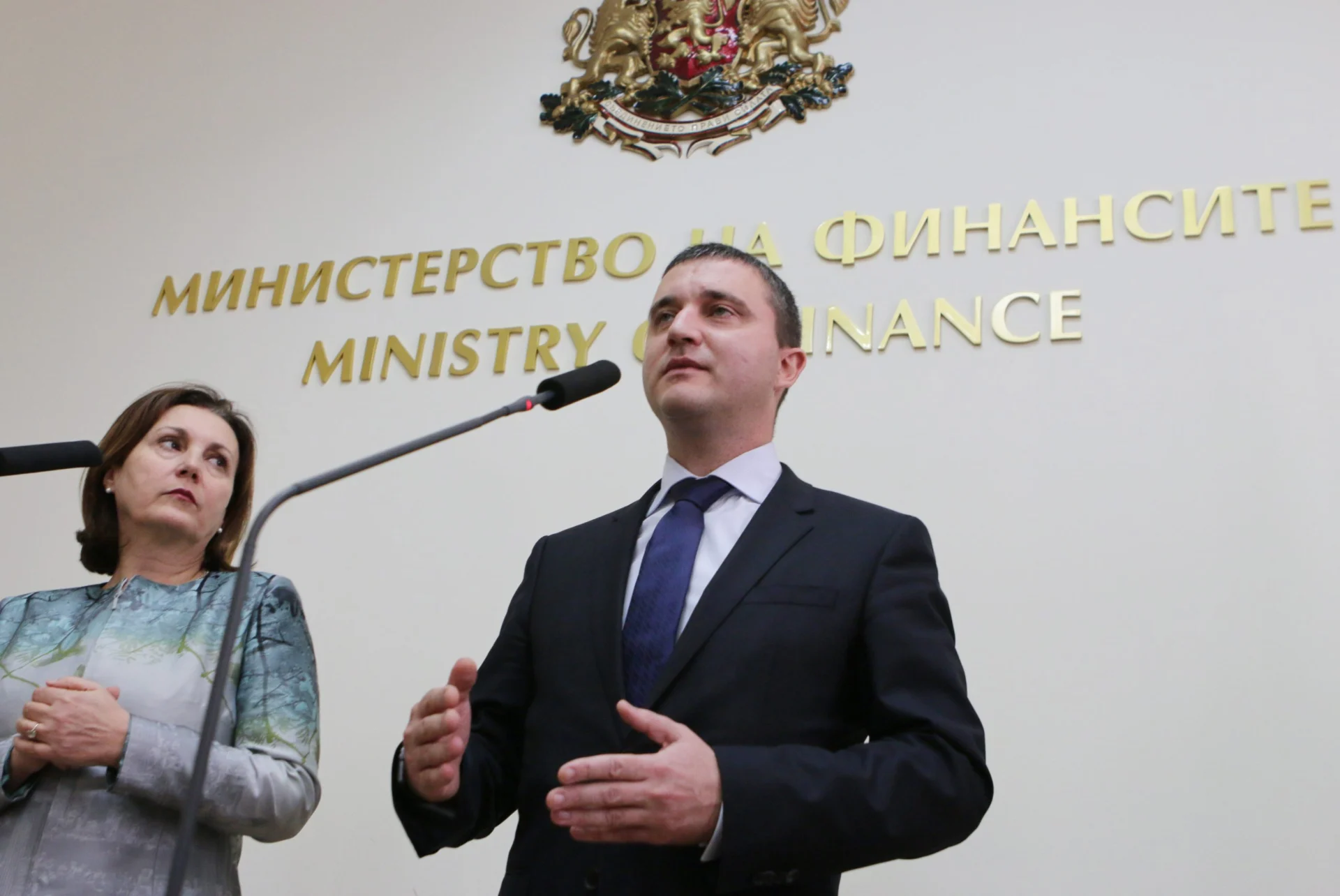 Министерство на финансите пресконференция Румяна Бъчварова - министър на вътрешните работи Владислав Горанов - министър на финансите