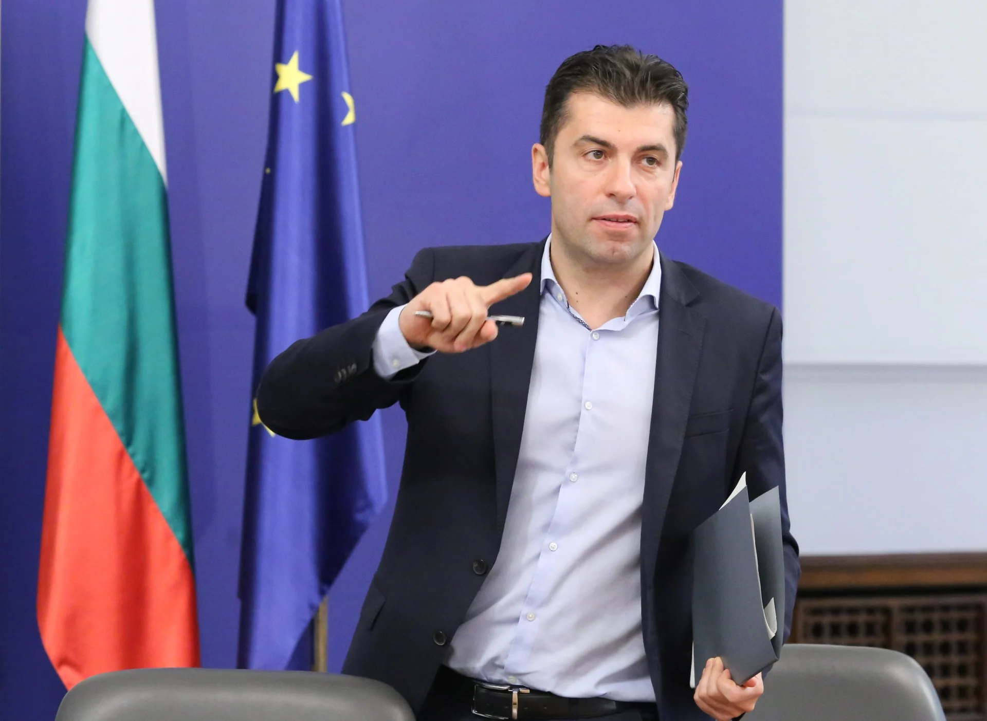 Кирил Петков мин. на икономиката