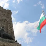 "Възраждане" заподозря връзка с ДПС при договора за ремонт на паметника на Шипка