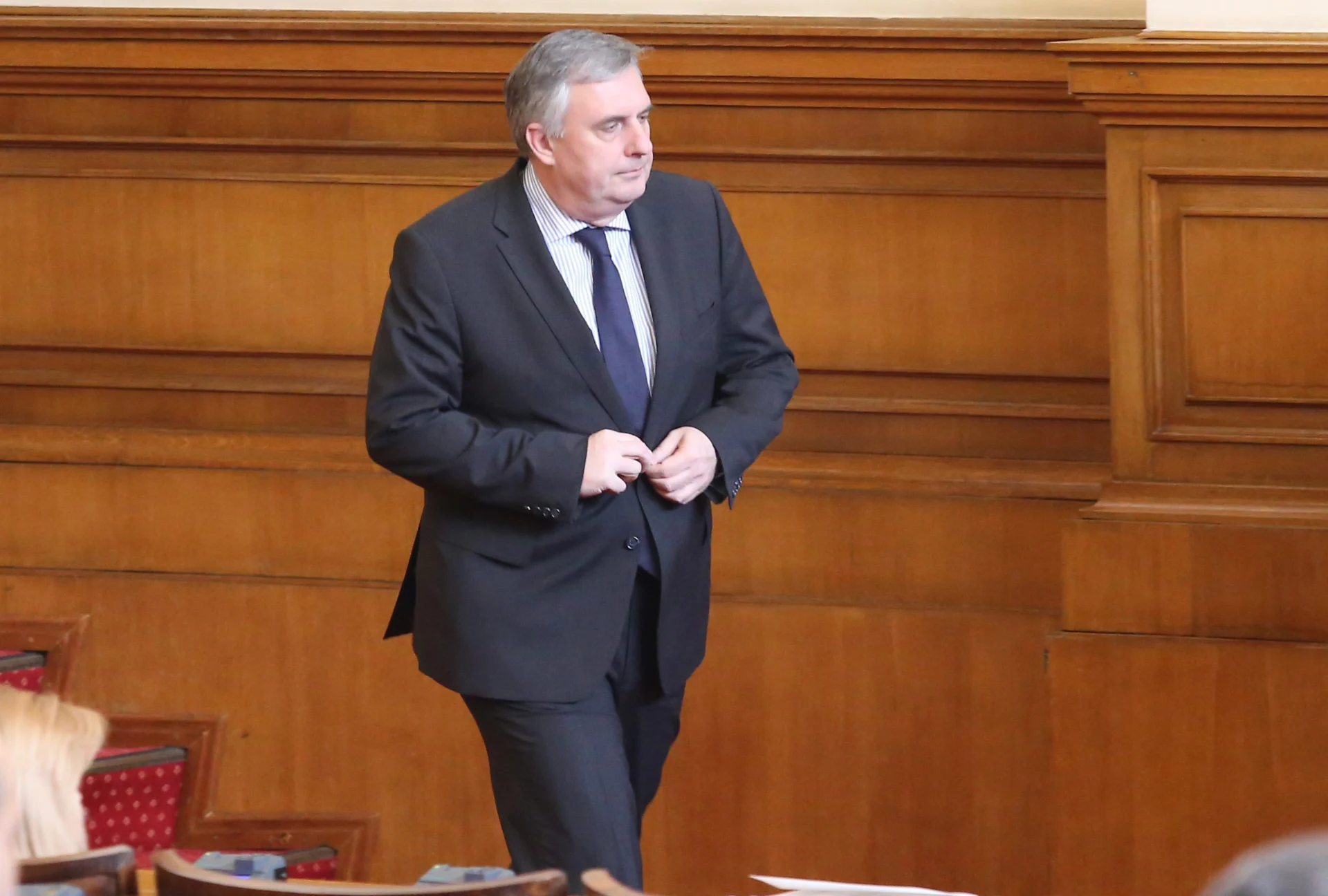 Парламент Ивайло Калфин