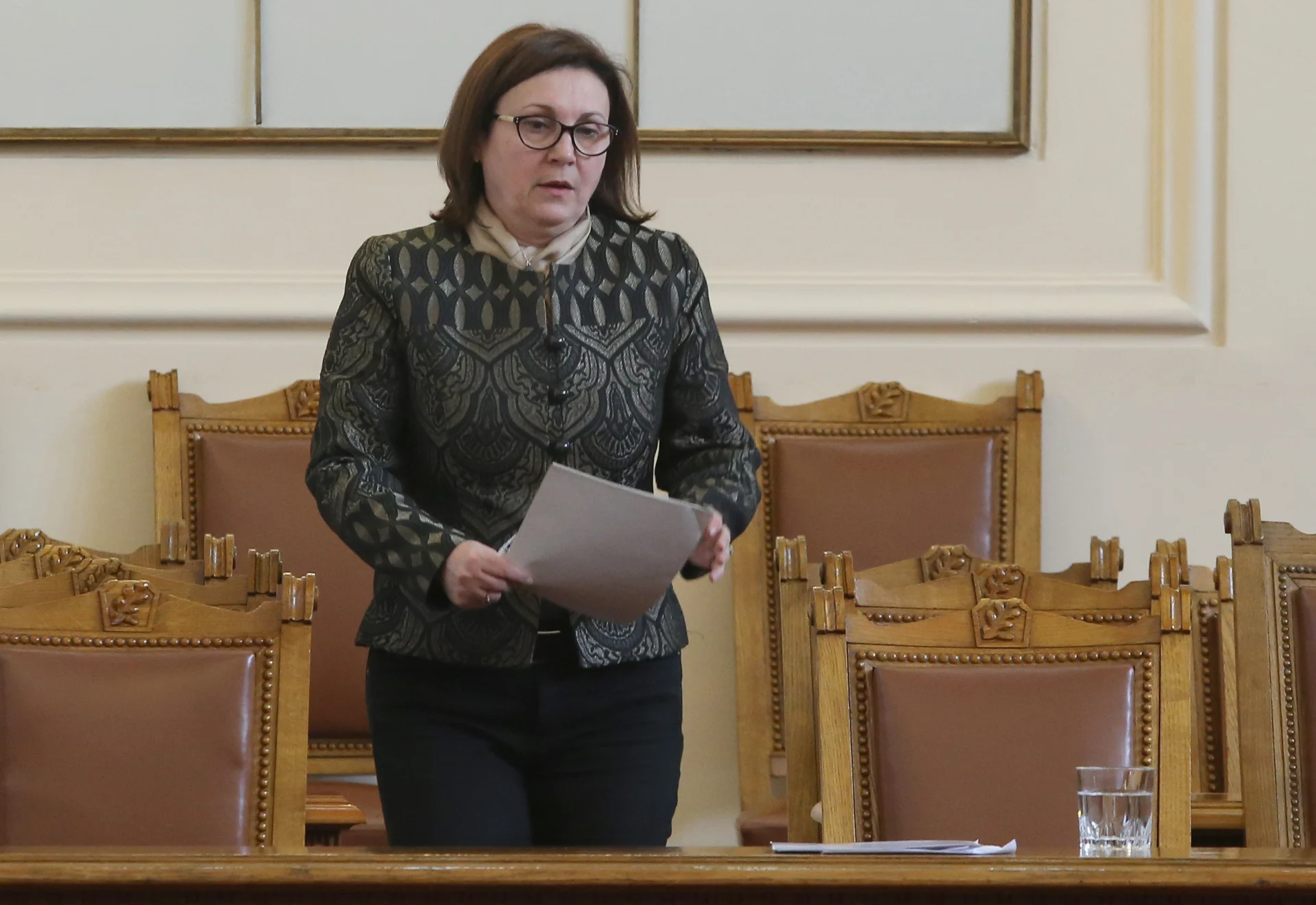 Парламент Румяна Бъчварова