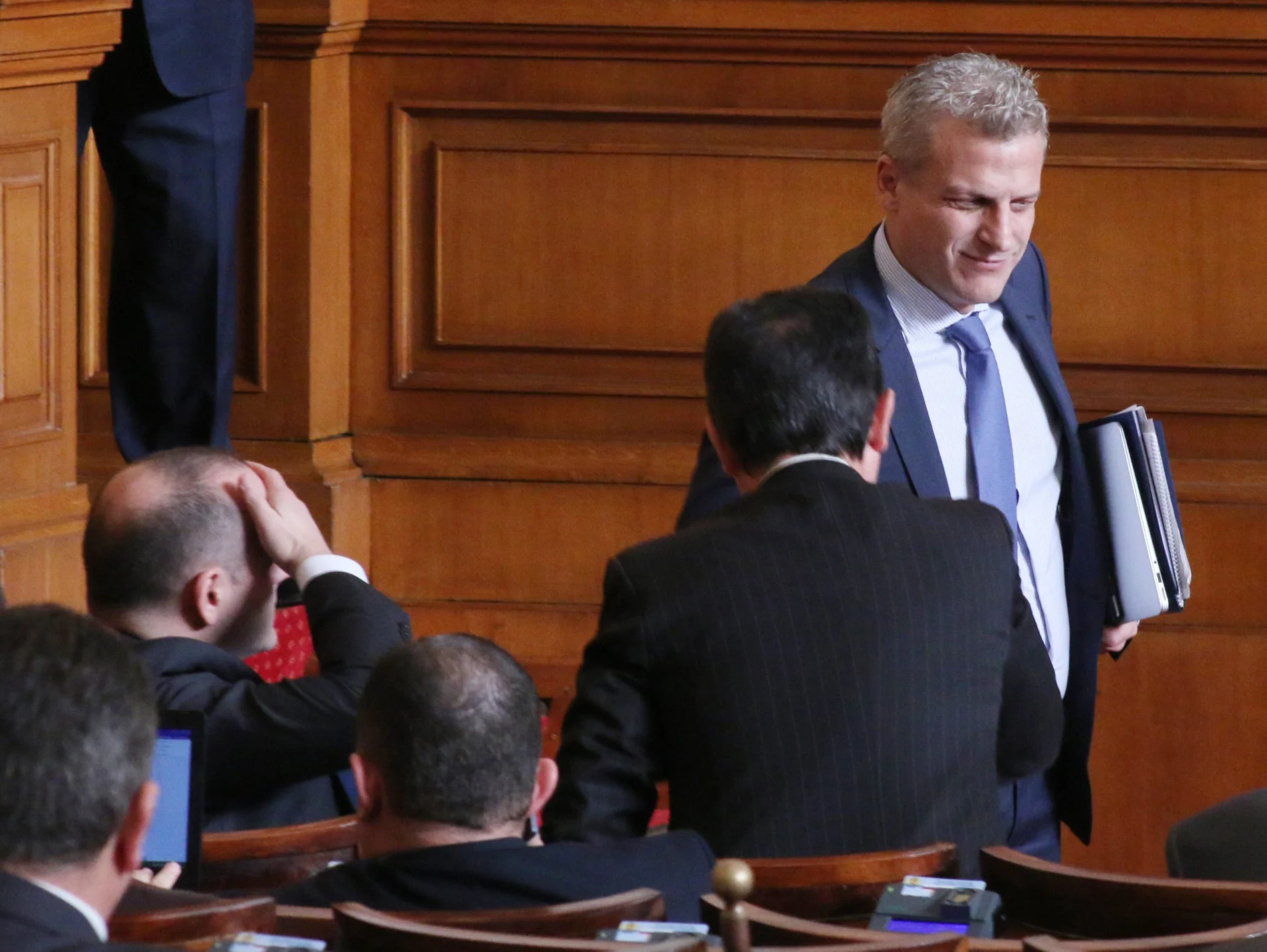 Парламент Бюджет на НЗОК Радан Кънев  Петър Москов - министър на здравеопазването