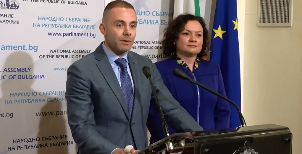 Александър Ненков Ивелина Василева