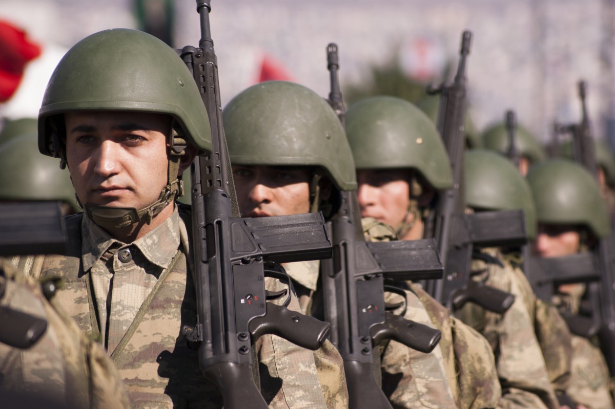 турски военни турска армия войници турция