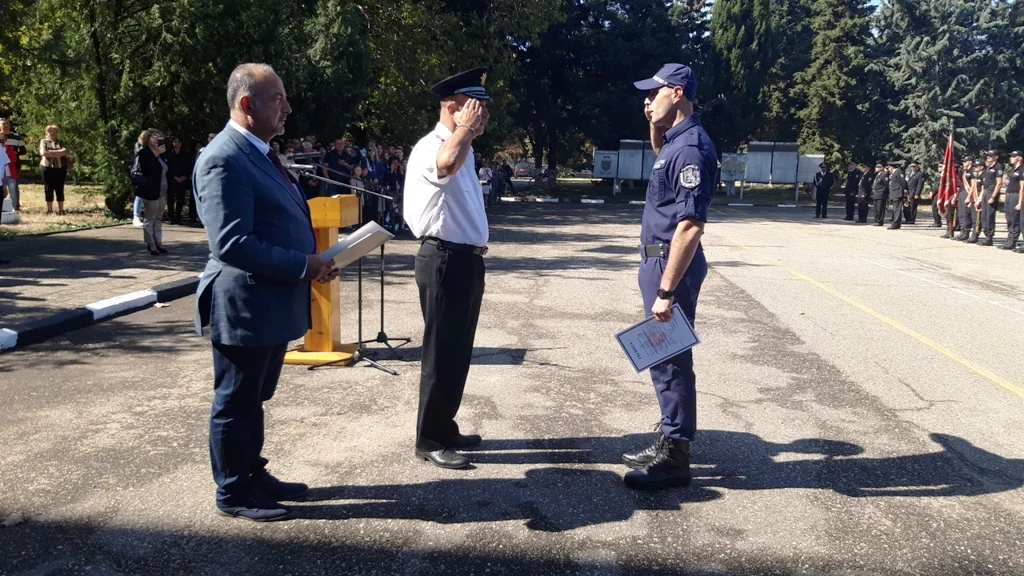 курсанти мвр