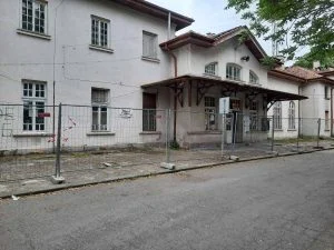 историческата жп гара в Нова Загора