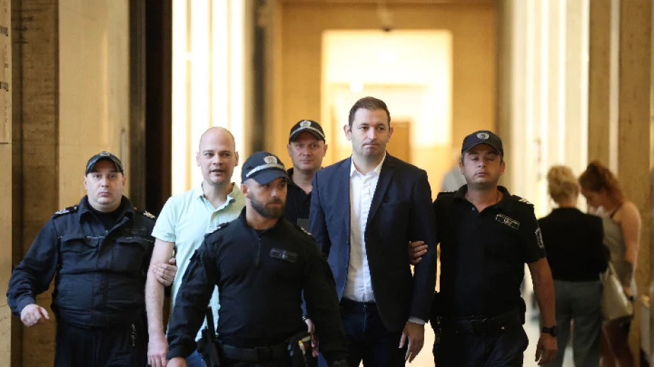 Фалстарт на делото срещу Никола Барбутов още в началото