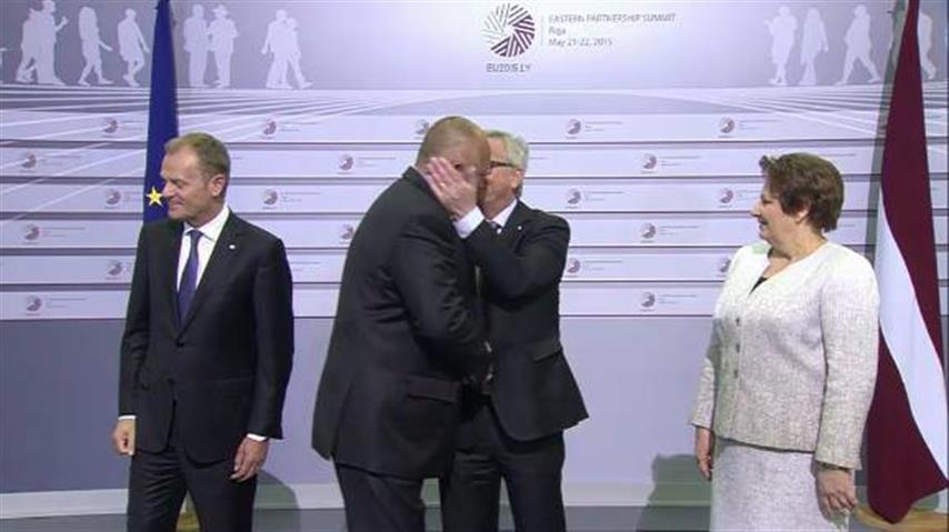 Целувка
