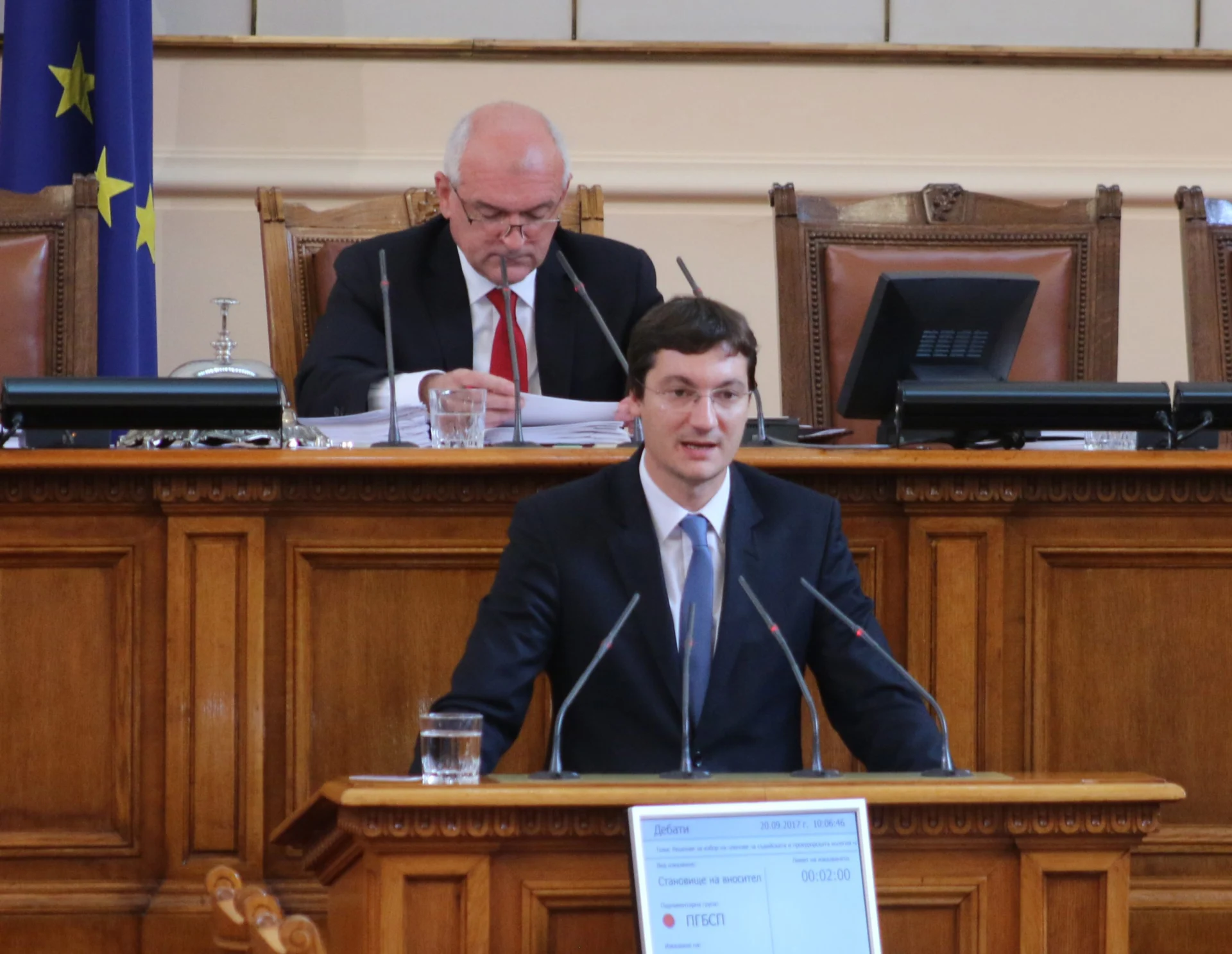 Парламент гласуване избор на членове на ВСС от квотата на парламента Крум Зарков