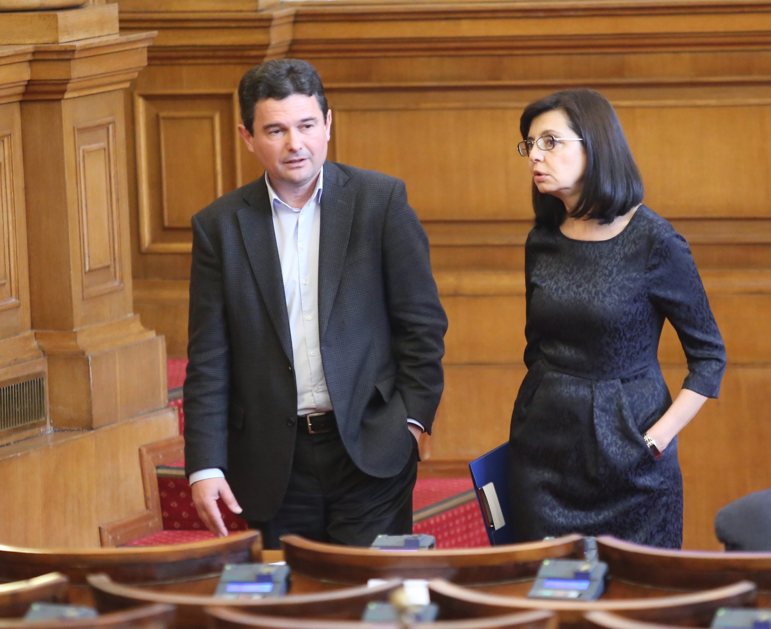 Парламент Найден Зеленогорски Меглена Кунева