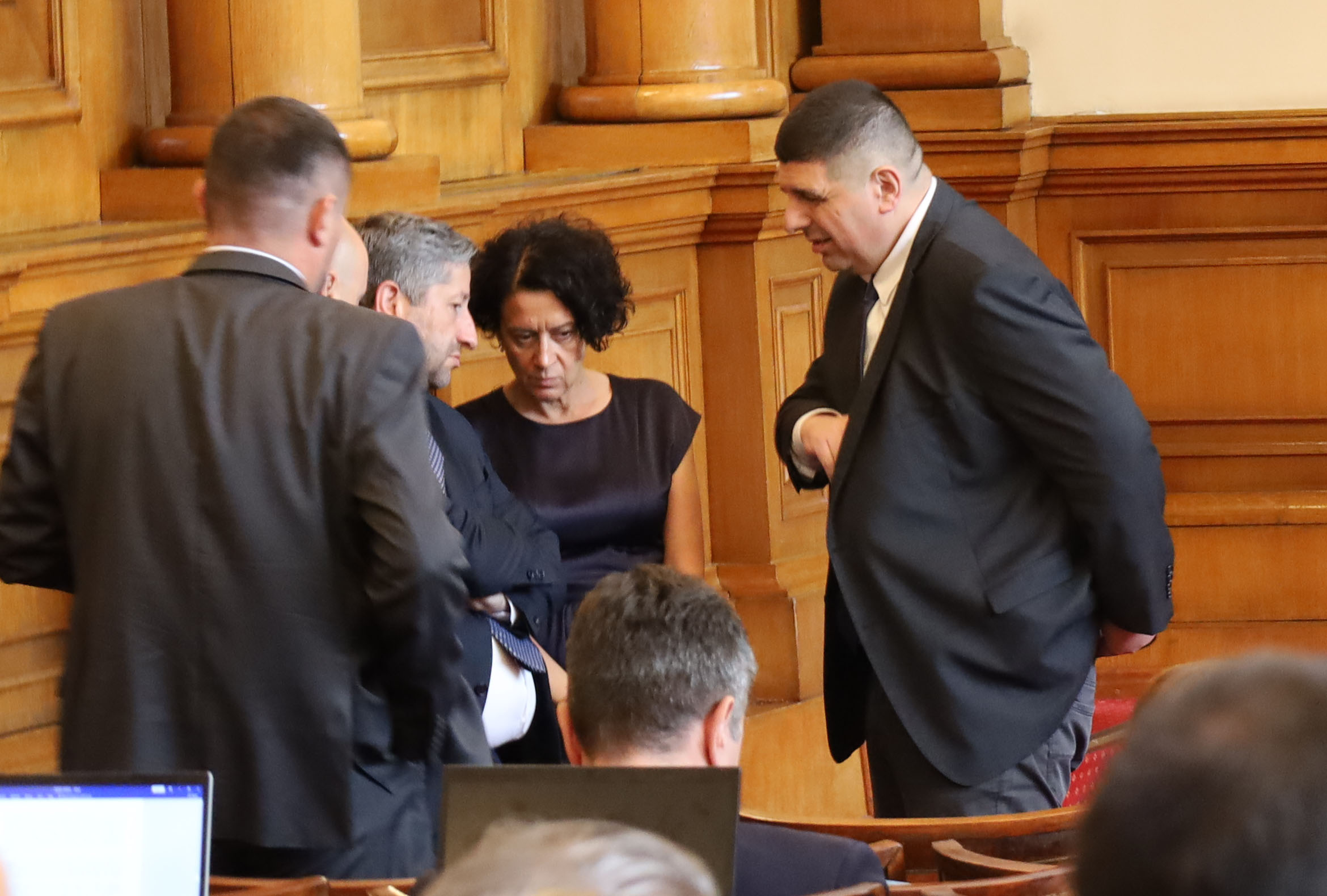 Парламент Христо Иванов Антоанета Цонева Ивайло Мирчев