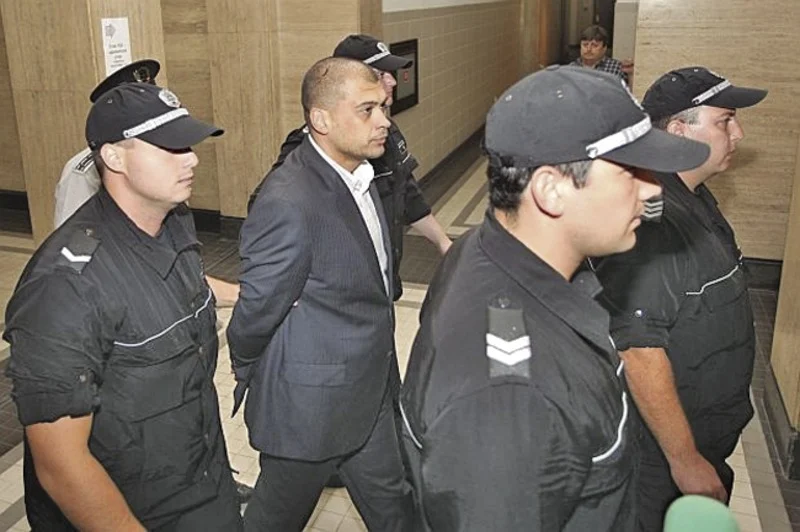 Димитър Аврамов опита да направи голям удар