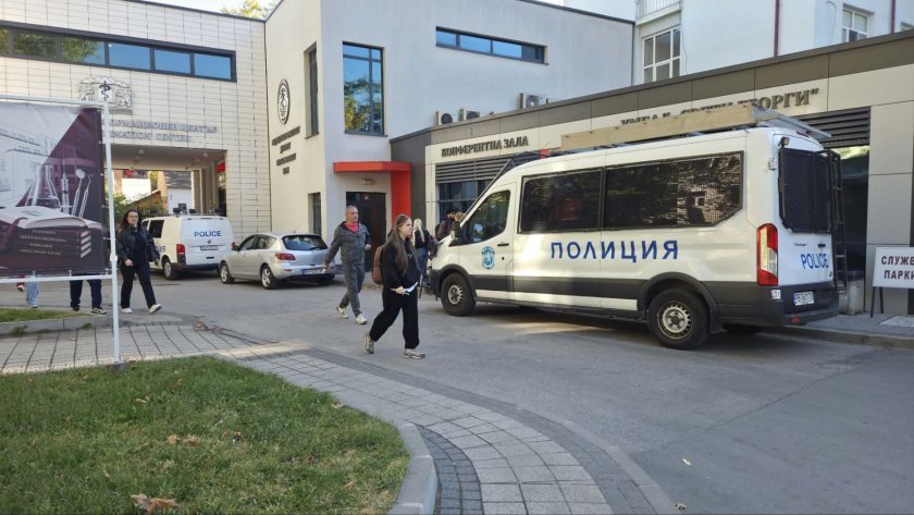След акцията в УМБАЛ "Св. Георги", прокуратурата повдигна 6 обвинения за източване на НЗОК