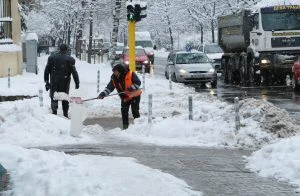 Сняг спирка автобусна