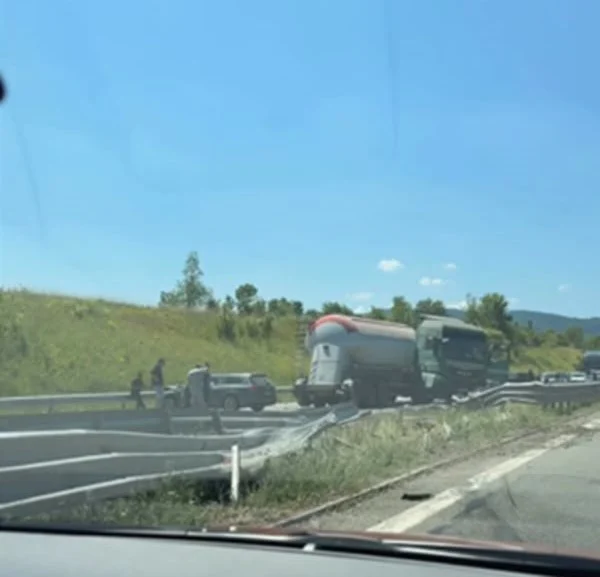 Прокуратурата започва проверка на мантинелите и настилката на „Струма“