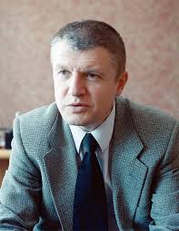 васил миков