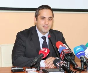 Емил Караниколов - министър на икономиката