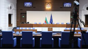 Парламентът приема доклада за състоянието на въоръжените сили