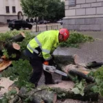 Започва работа по възстановяване на щетите по общинската инфраструктура след бурята вчера