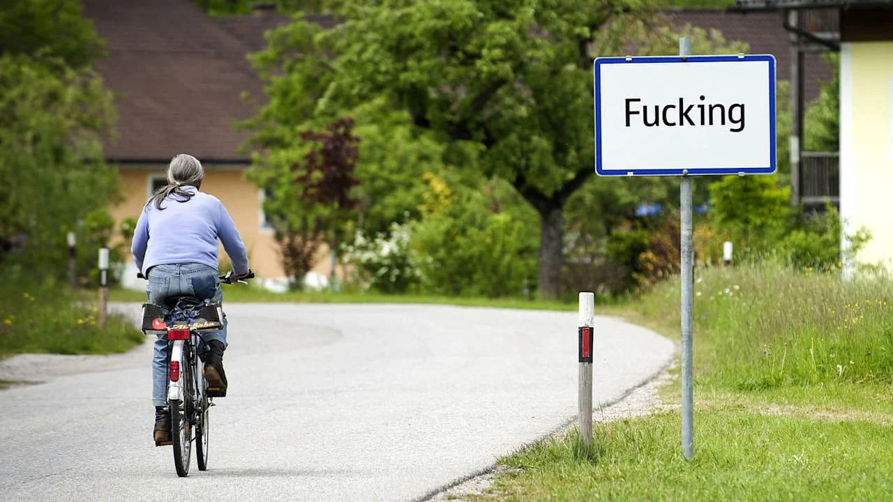 Fucking Фукинг